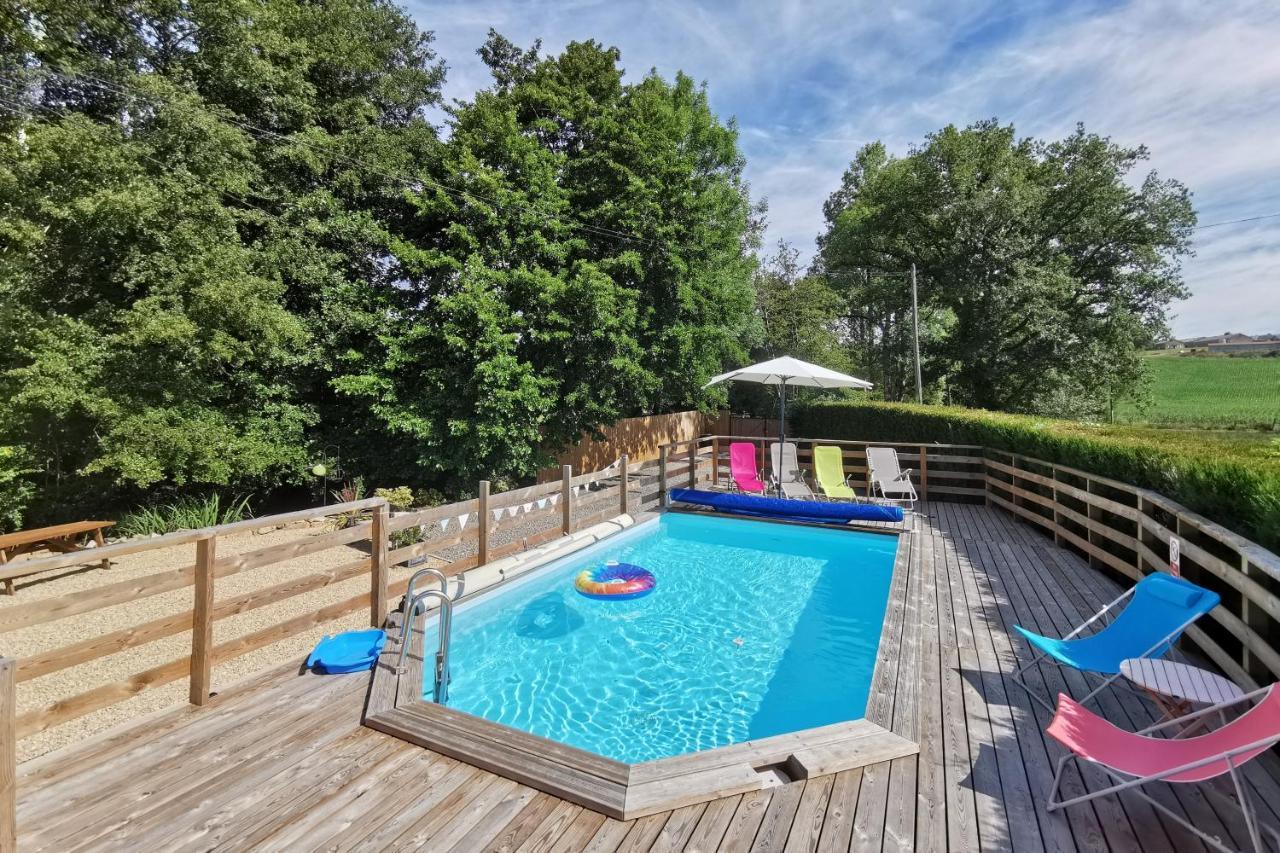 Gite Du Moulin Toucan Berneuil  外观 照片