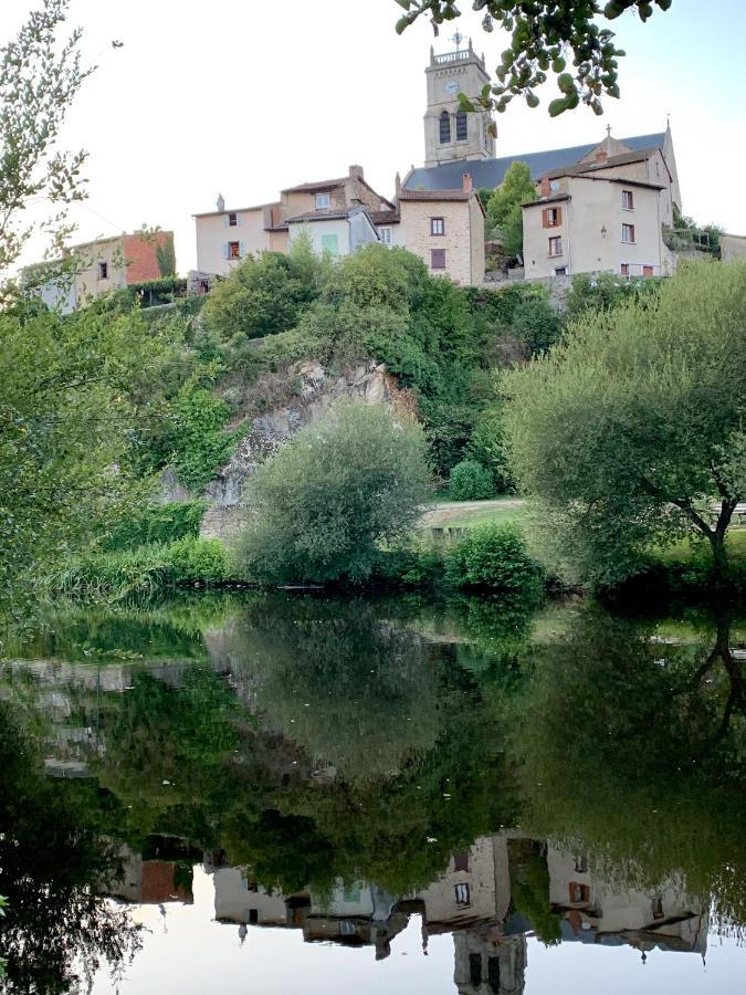 Gite Du Moulin Toucan Berneuil  外观 照片